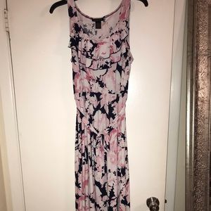 Floral sleeveless maxi dress-Perfect for spring 🌼